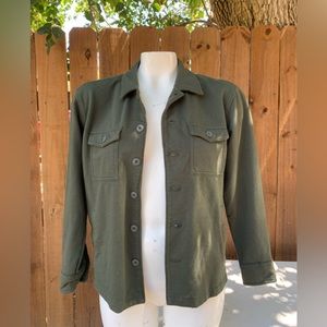 Free Assembly army green color boys jacket size Large 10-12.